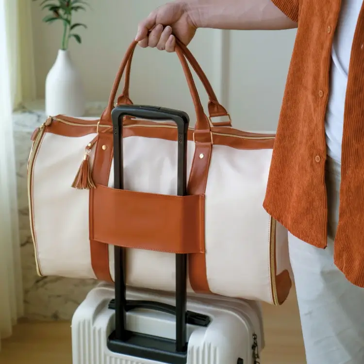 Velora Travel Bag